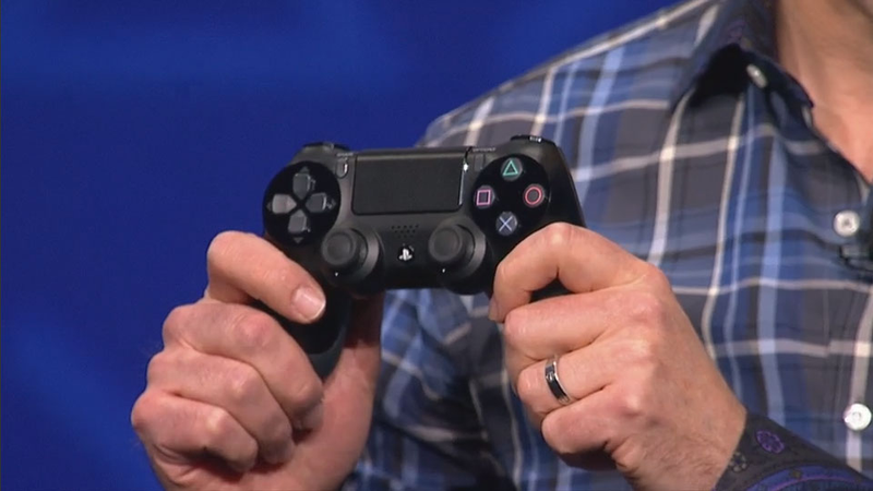 Illustration for article titled Here's Sony's New PS4 Controller, The DualShock 4